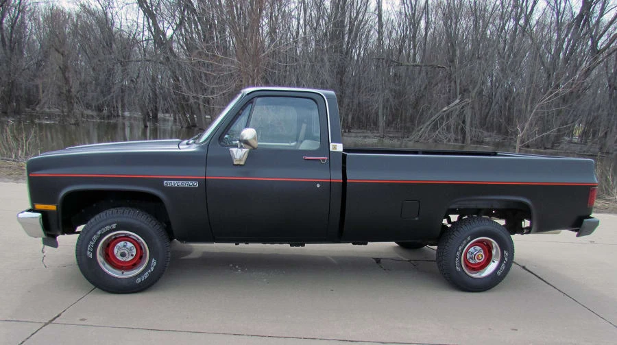 1986 Chevrolet C/K 3rd Gen - Image 2 of 10