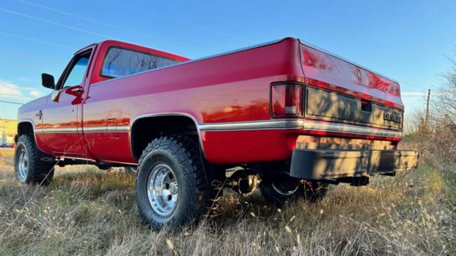 1986 Chevrolet C/K 3rd Gen - Image 2 of 7