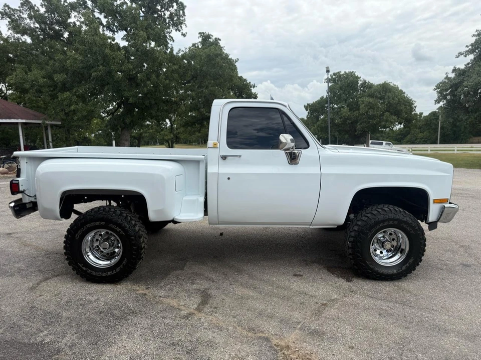 1986 Chevrolet C/K 3rd Gen - Image 4 of 31