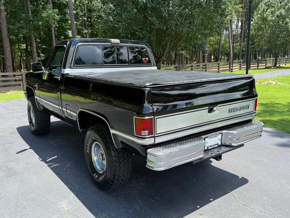 1986 Chevrolet C/K 3rd Gen - Image 10 of 31