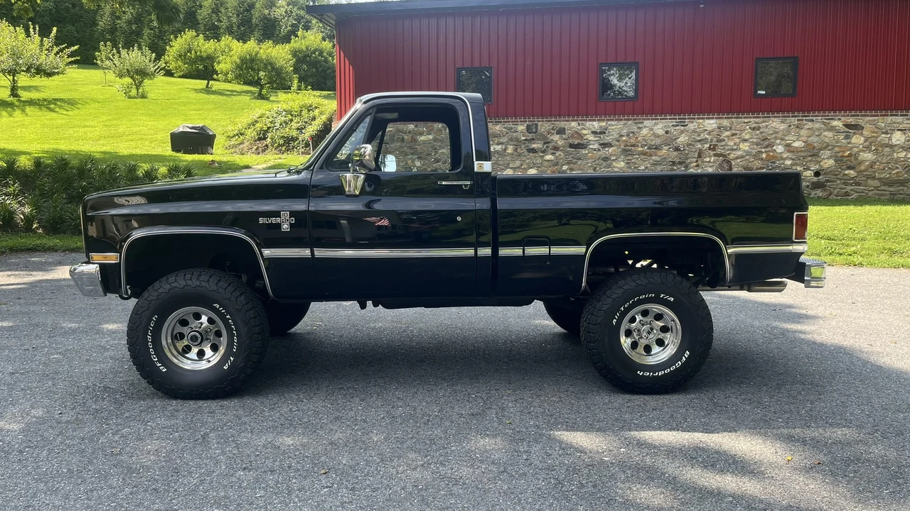 1986 Chevrolet C/K 3rd Gen - Image 3 of 31