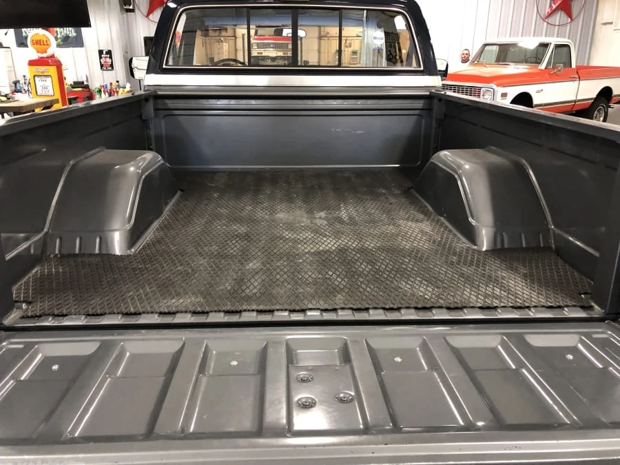 1986 Chevrolet C/K 3rd Gen - Image 7 of 17
