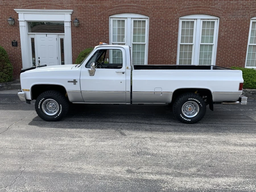 1986 Chevrolet C/K 3rd Gen - Image 2 of 7