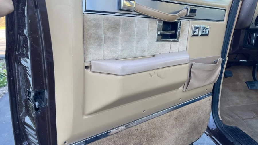 1986 Chevrolet C/K 3rd Gen - Image 3 of 13