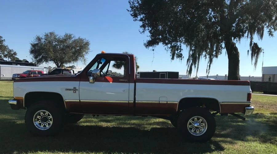 1986 Chevrolet C/K 3rd Gen - Image 2 of 12