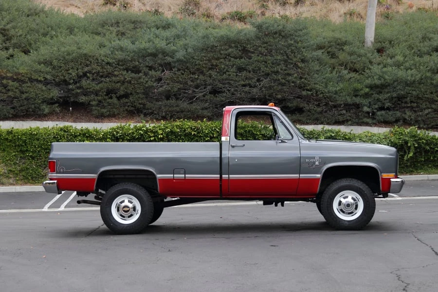 1986 Chevrolet C/K 3rd Gen - Image 2 of 31