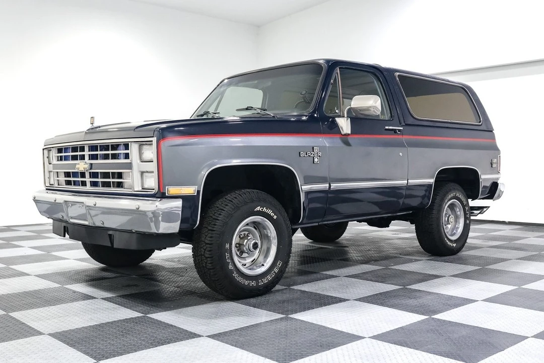 1986 Chevrolet K5 Blazer 2nd Gen - Image 3 of 21