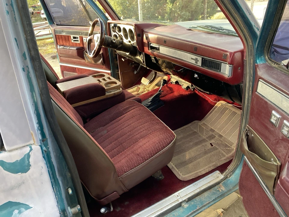 1986 Chevrolet K5 Blazer 2nd Gen - Image 8 of 10