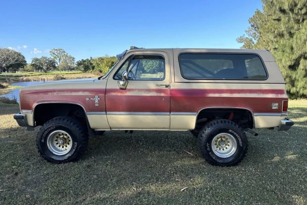 1986 Chevrolet K5 Blazer 2nd Gen - Image 3 of 8