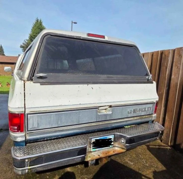 1986 Chevrolet K5 Blazer 2nd Gen - Image 3 of 12