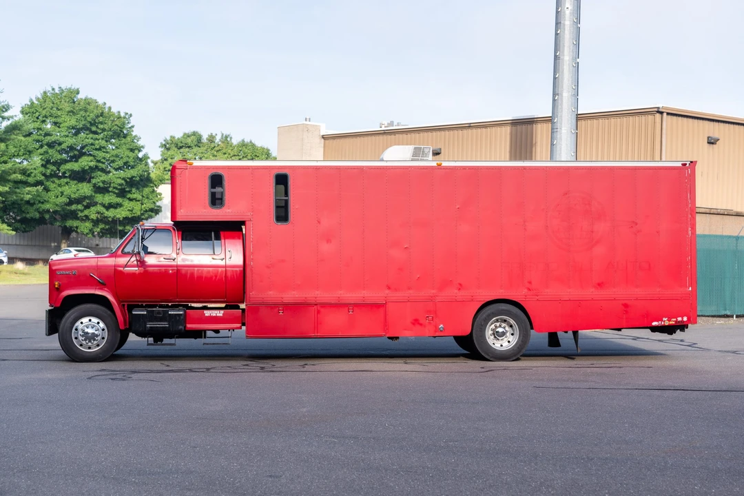 1986 Chevrolet Kodiak - Image 8 of 31