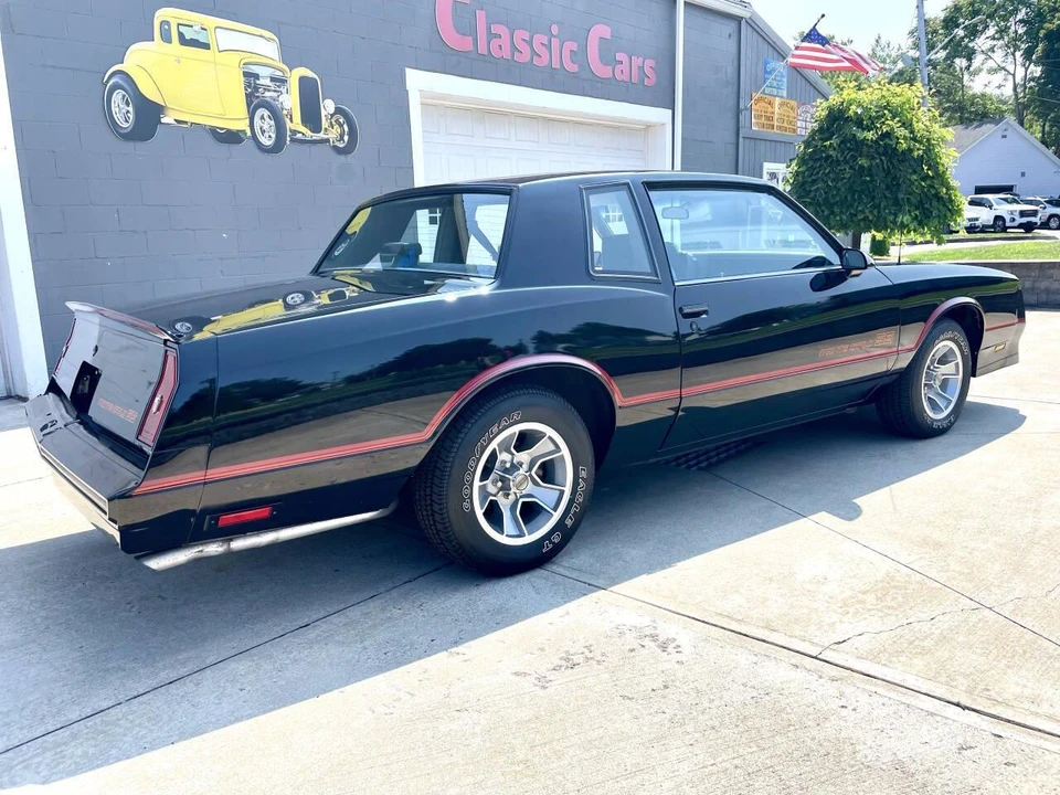 1986 Chevrolet Monte Carlo 4th Gen - Image 10 of 31