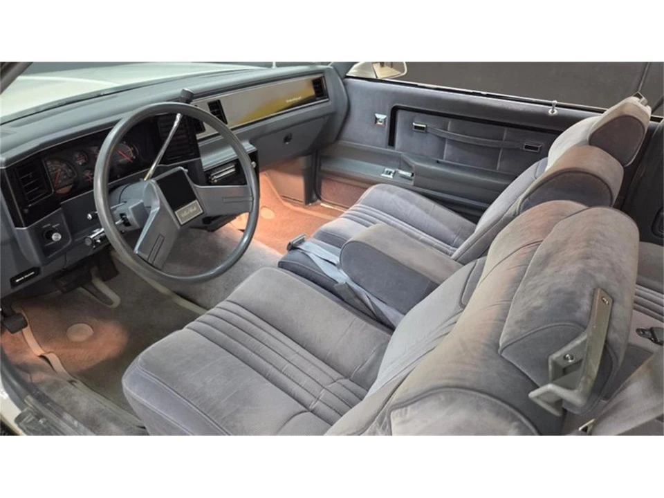 1986 Chevrolet Monte Carlo 4th Gen - Image 25 of 31
