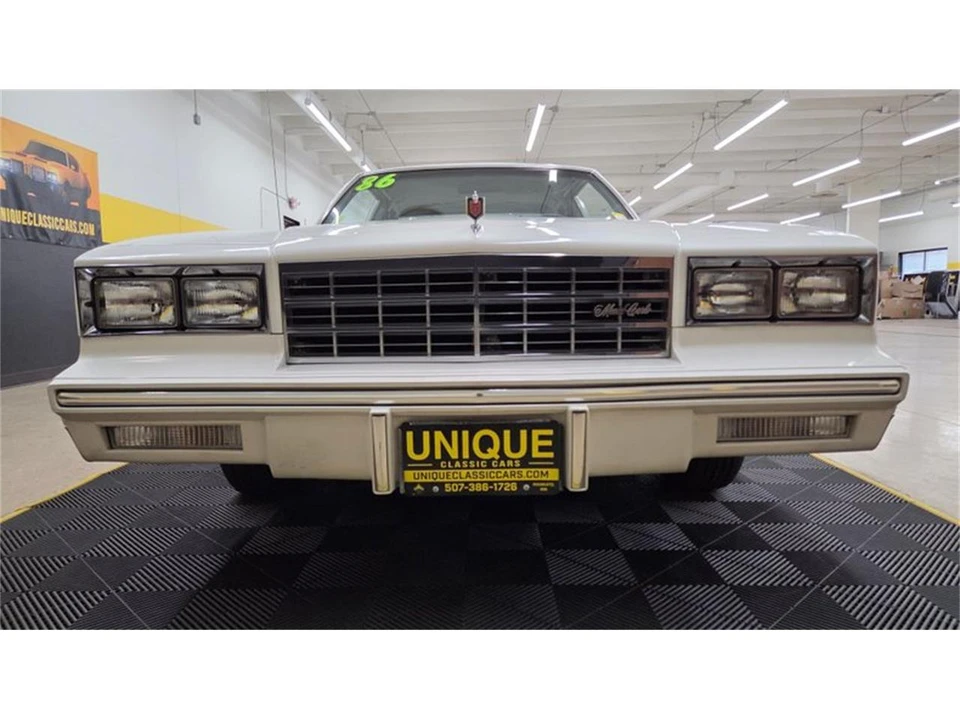 1986 Chevrolet Monte Carlo 4th Gen - Image 9 of 31