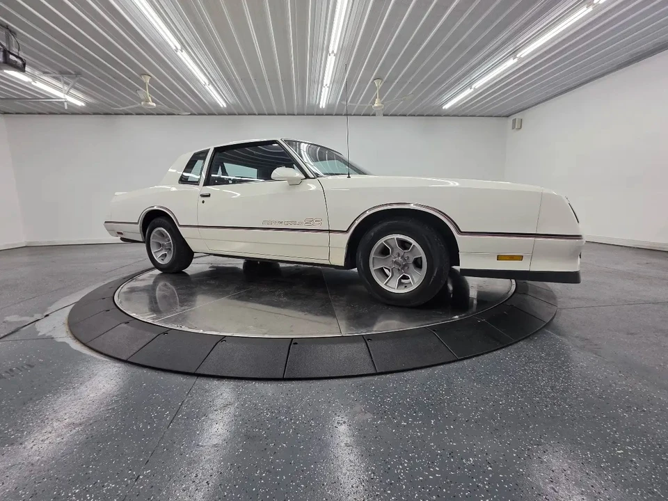 1986 Chevrolet Monte Carlo 4th Gen - Image 17 of 31