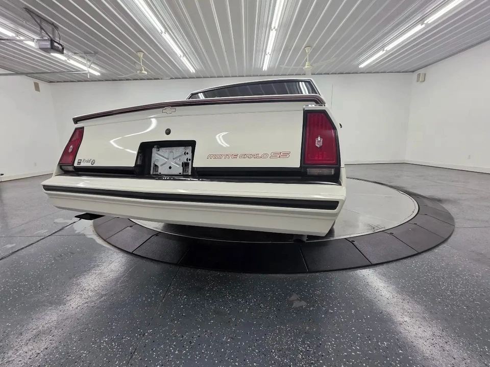 1986 Chevrolet Monte Carlo 4th Gen - Image 19 of 31