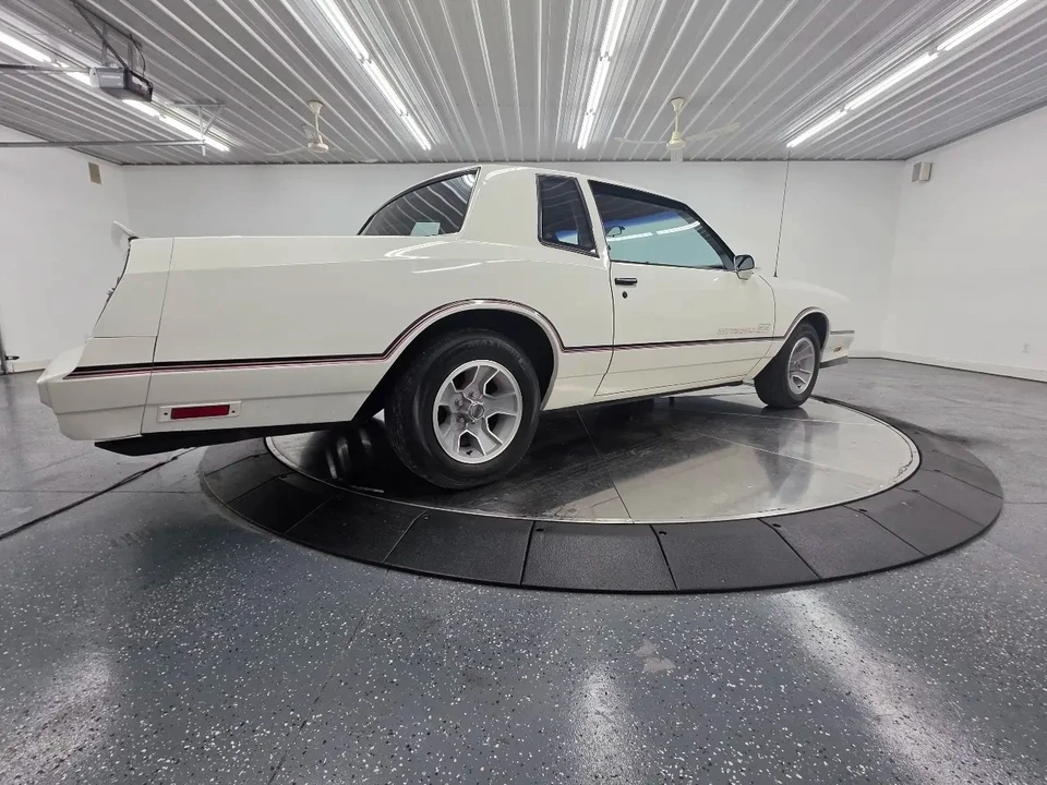 1986 Chevrolet Monte Carlo 4th Gen - Image 29 of 31