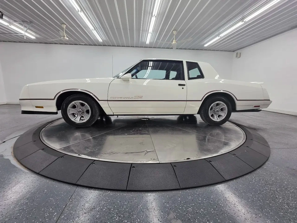 1986 Chevrolet Monte Carlo 4th Gen - Image 3 of 31