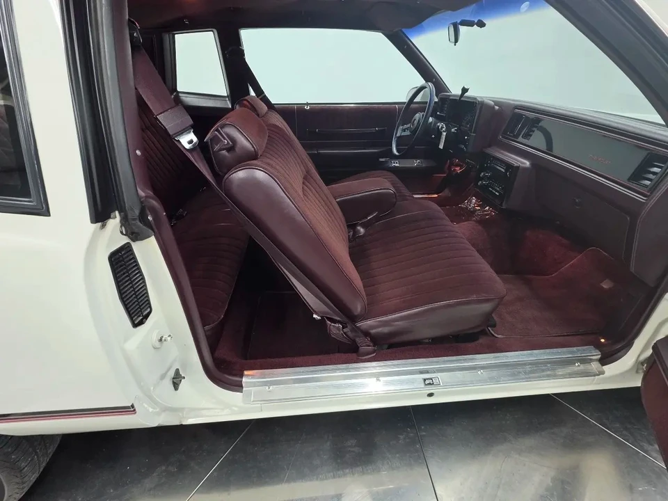 1986 Chevrolet Monte Carlo 4th Gen - Image 28 of 31