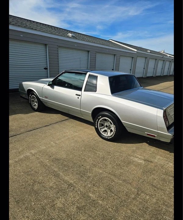 1986 Chevrolet Monte Carlo 4th Gen - Image 2 of 13