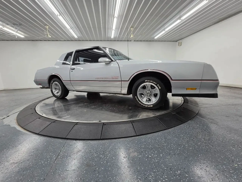 1986 Chevrolet Monte Carlo 4th Gen - Image 13 of 31