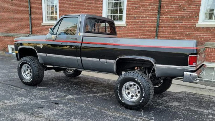 1986 Chevrolet C/K 3rd Gen - Image 3 of 26
