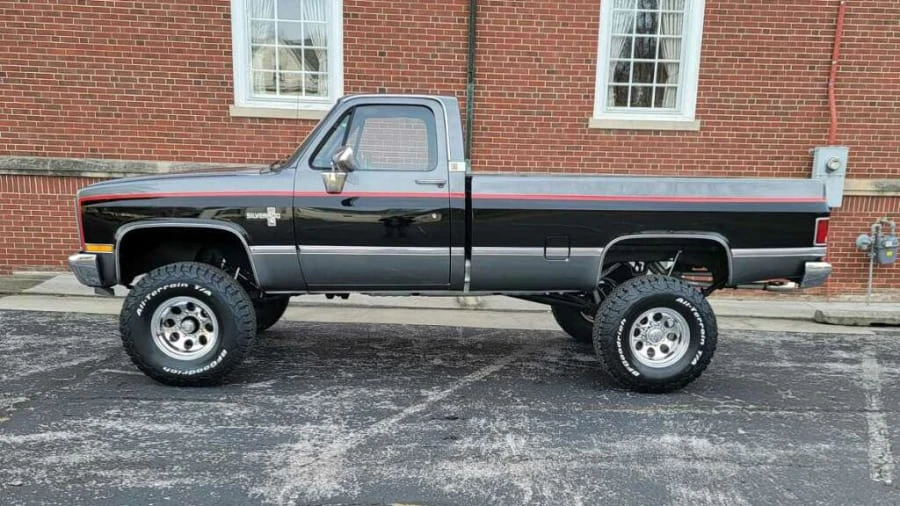 1986 Chevrolet C/K 3rd Gen - Image 2 of 26