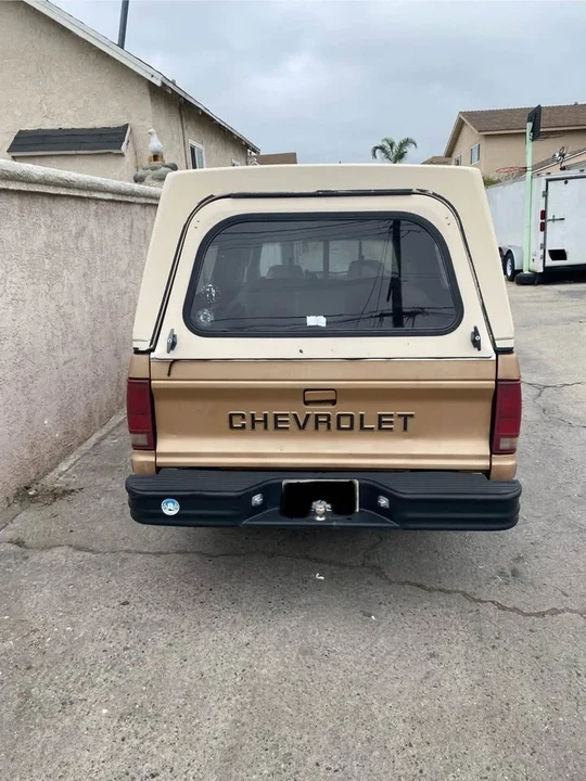 1986 Chevrolet S-10 - Image 4 of 10