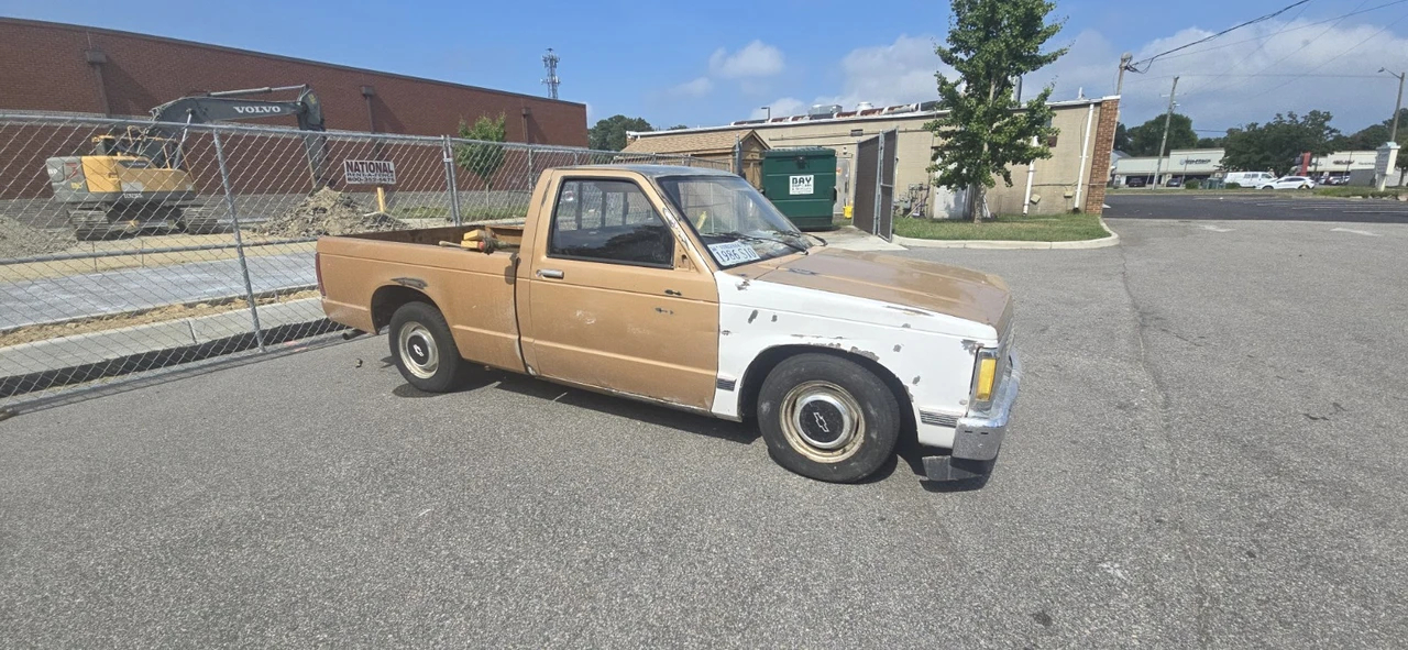 1986 Chevrolet S-10 - Image 2 of 6