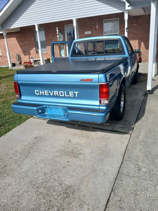 1986 Chevrolet S-10 - Image 4 of 7