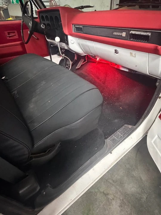 1986 Chevrolet Silverado - Image 8 of 9