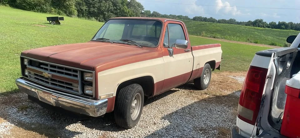 1986 Chevrolet Silverado - Image 5 of 10