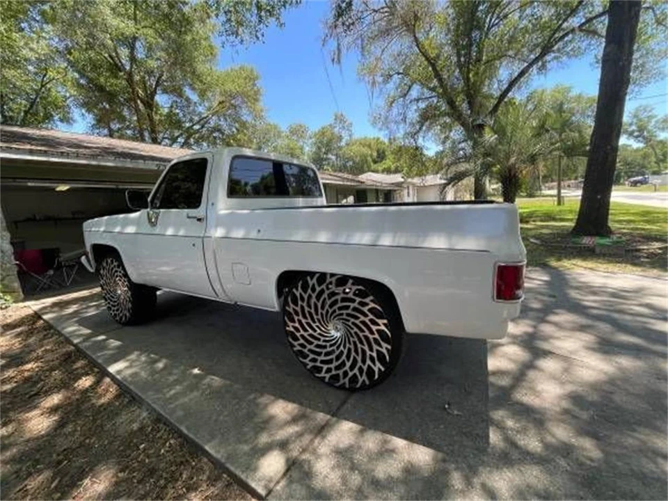 1986 Chevrolet Silverado - Image 6 of 9