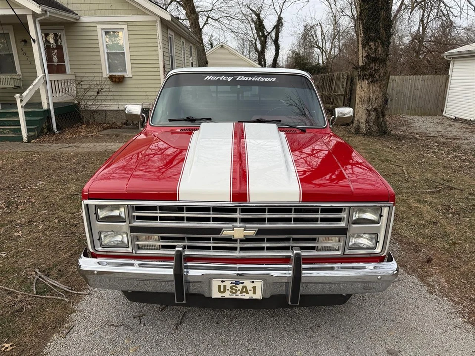 1986 Chevrolet Silverado - Image 10 of 31
