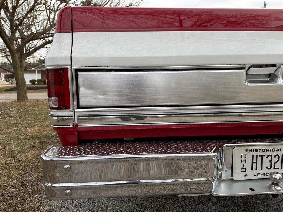 1986 Chevrolet Silverado - Image 23 of 31