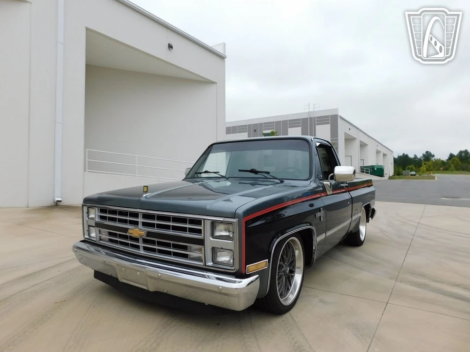 1986 Chevrolet C/K 3rd Gen - Image 9 of 12