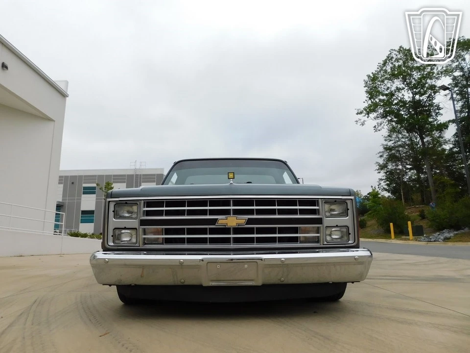 1986 Chevrolet C/K 3rd Gen - Image 4 of 12