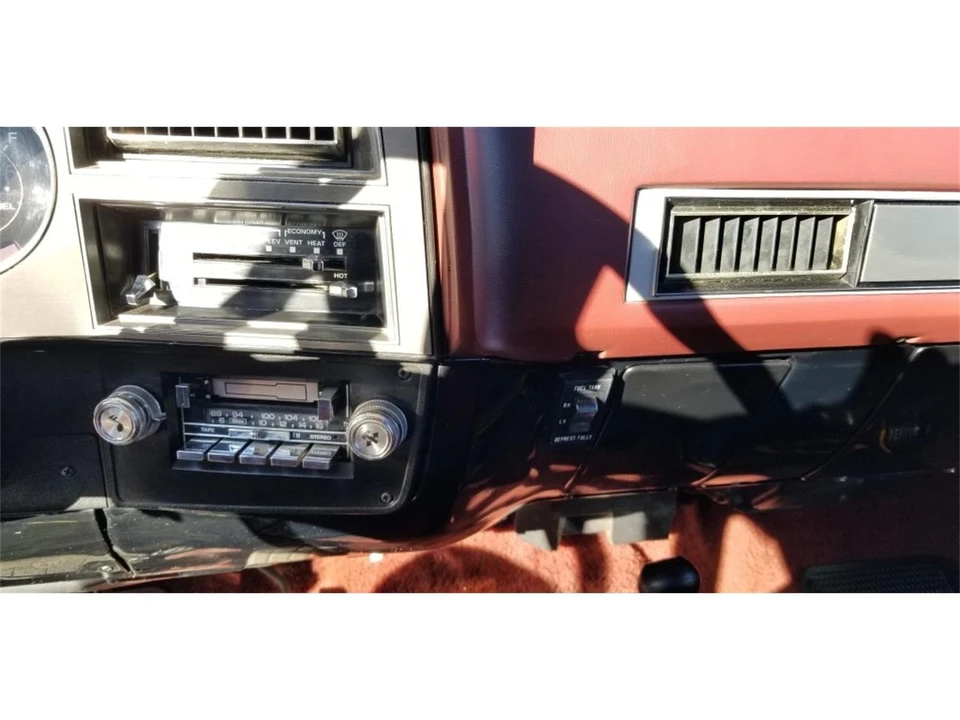 1986 Chevrolet C/K 3rd Gen - Image 16 of 25