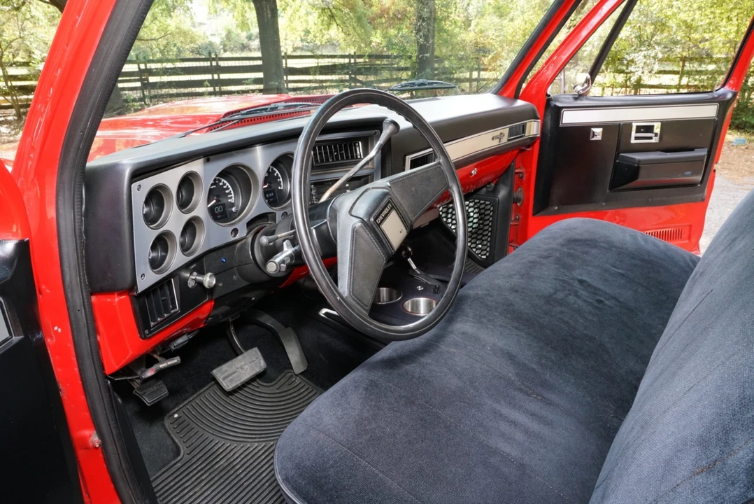 1986 Chevrolet C/K 3rd Gen - Image 12 of 21