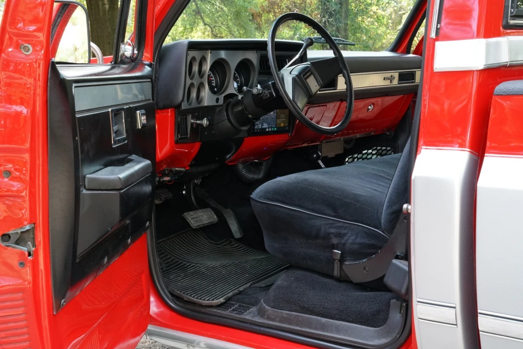 1986 Chevrolet C/K 3rd Gen - Image 13 of 21