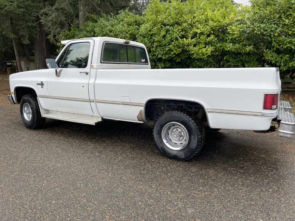 1986 Chevrolet C/K 3rd Gen - Image 3 of 21