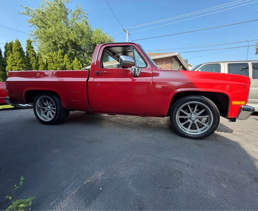 1986 Chevrolet Silverado - Image 2 of 8