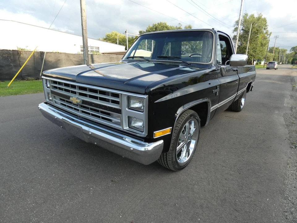 1986 Chevrolet C/K 3rd Gen - Image 3 of 31