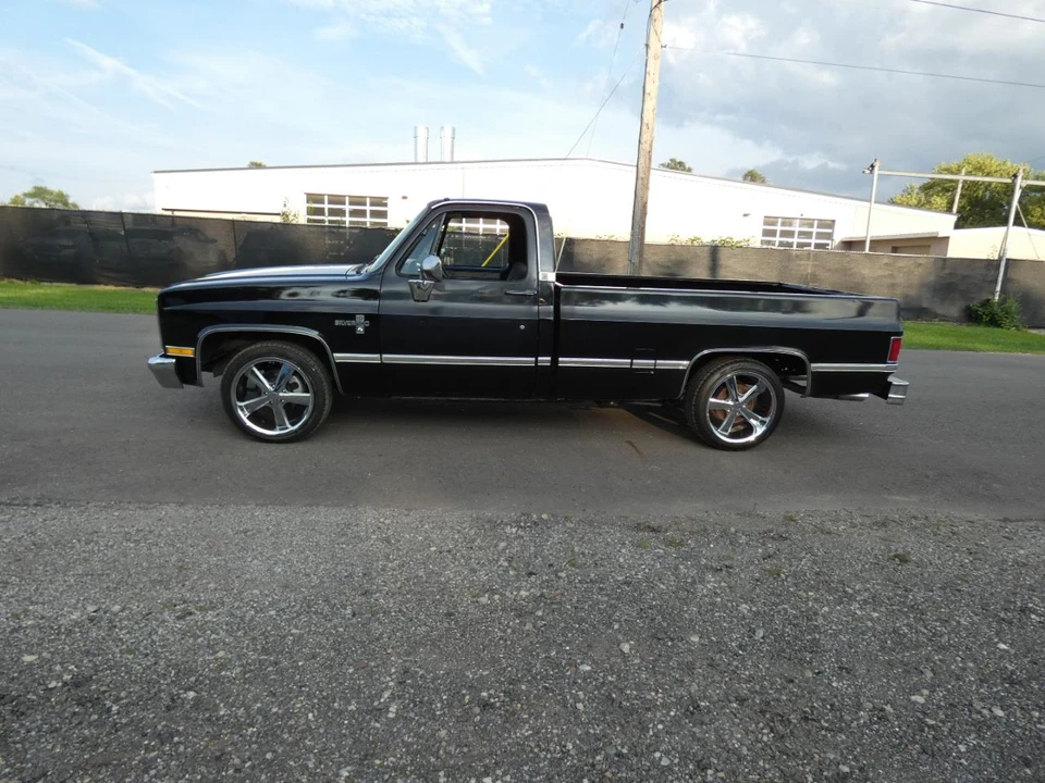 1986 Chevrolet C/K 3rd Gen - Image 5 of 31