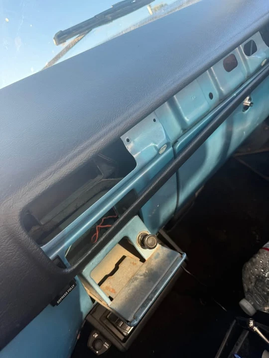 1986 Chevrolet Silverado - Image 4 of 6
