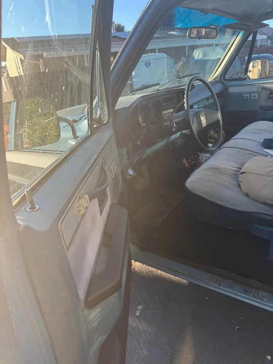 1986 Chevrolet Silverado - Image 6 of 6