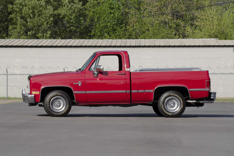1986 Chevrolet C/K 3rd Gen - Image 3 of 9