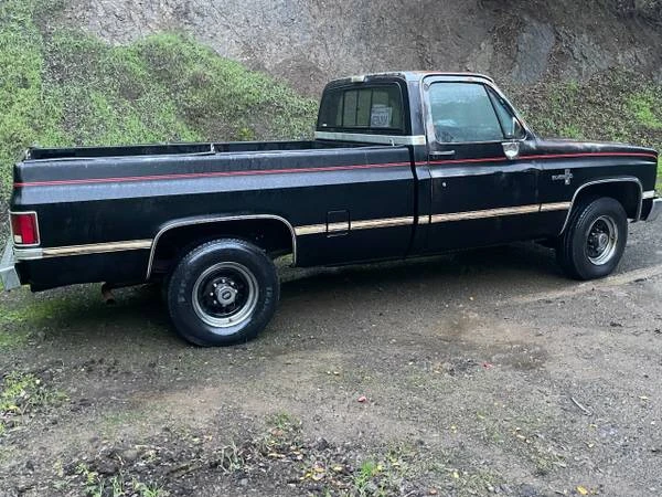 1986 Chevrolet Silverado - Image 2 of 9