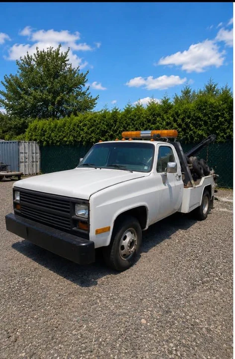 1986 Chevrolet C/K 3rd Gen - Image 2 of 3