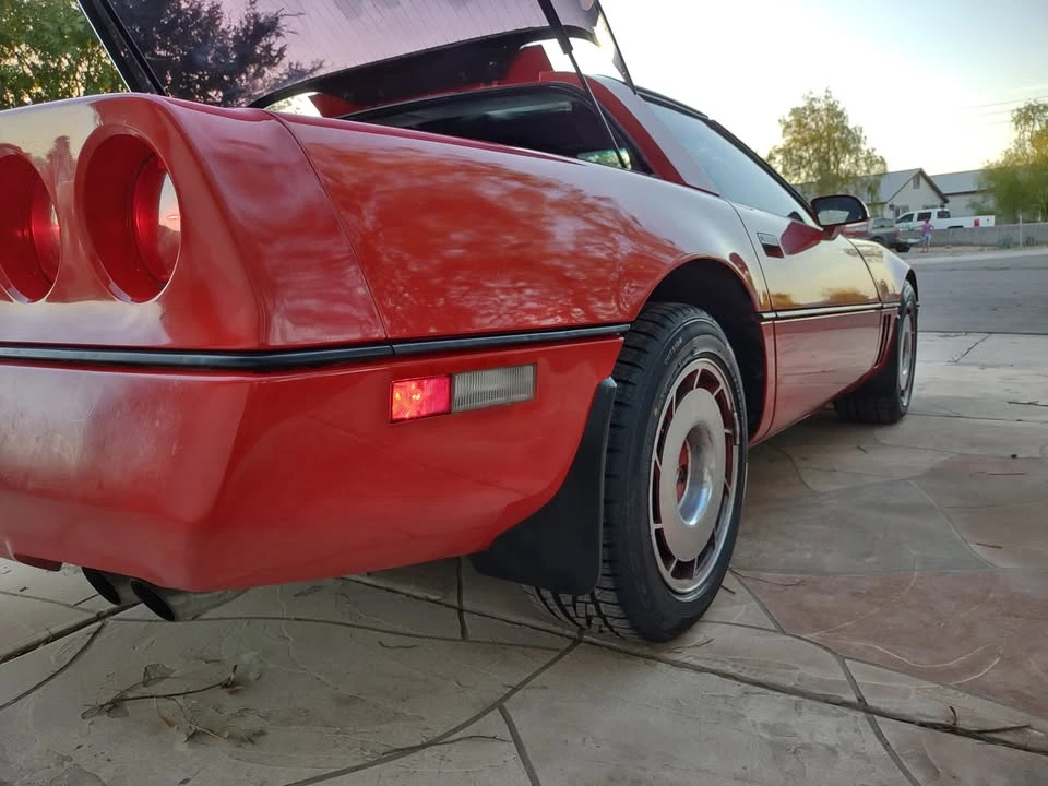 1986 Chevrolet Corvette C4 - Image 8 of 20